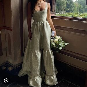 V Chapman Avery Dress - Sage Green 0